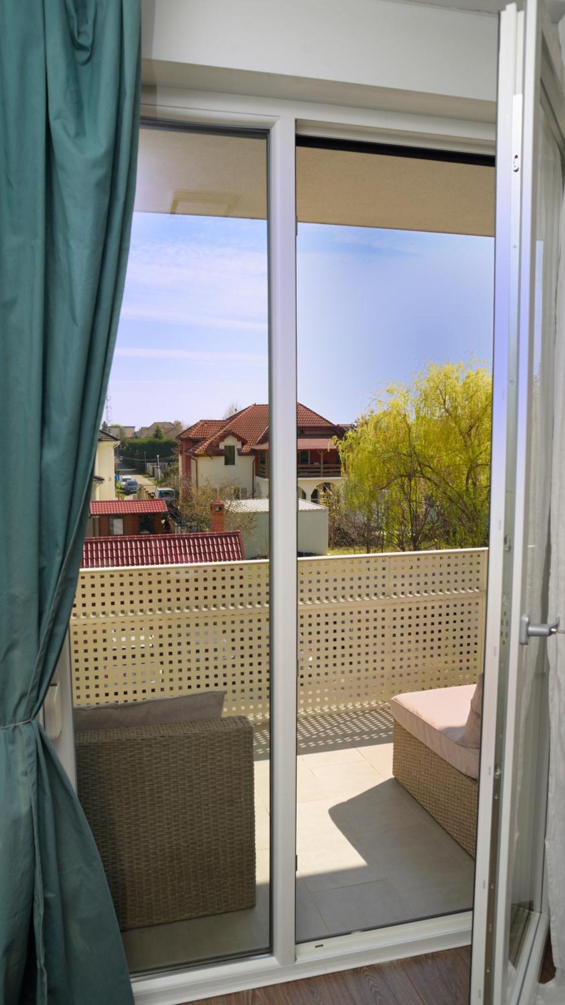 Mirvana Apartments Metheor Executive Suite ティミショアラ エクステリア 写真